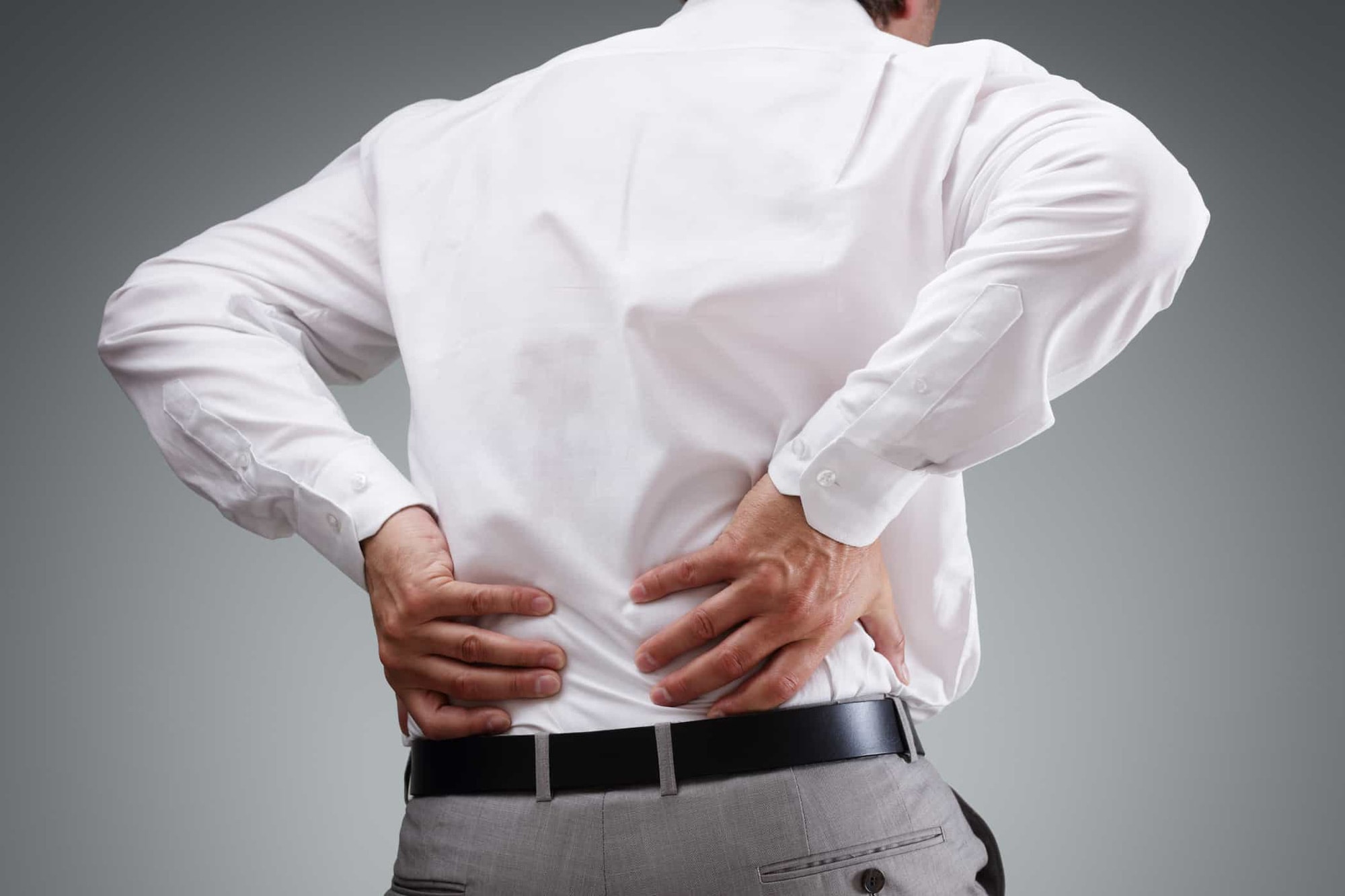 Những ai nên dùng đến massage lưng?